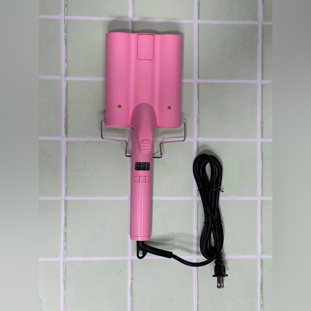 Triple Barrel Hair Waver